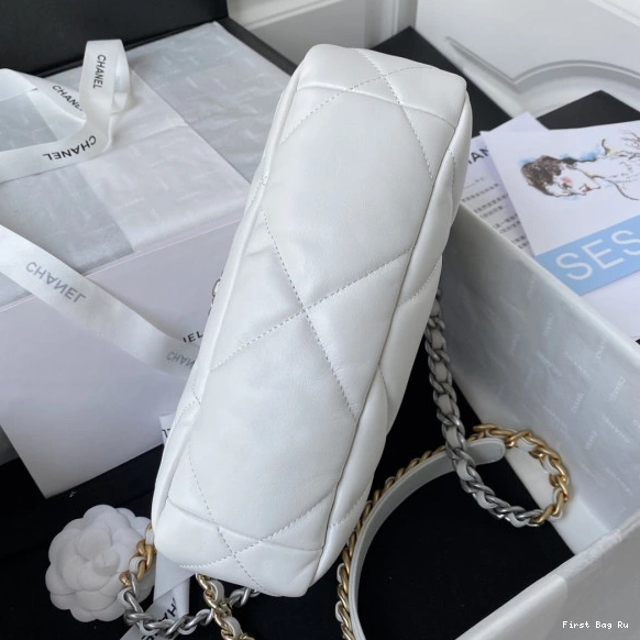 Firstbag Ru 19 CHANEL Handbag-26CM  0710